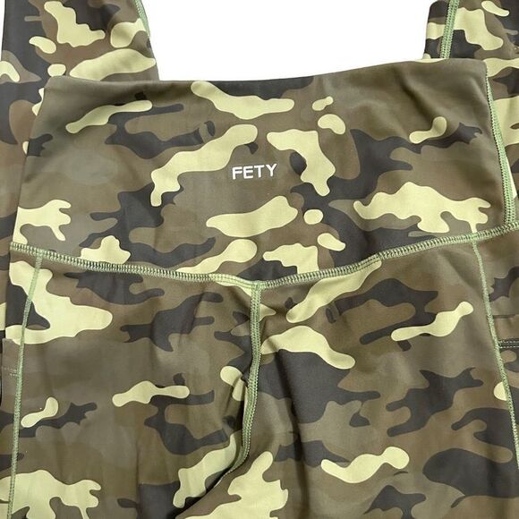 Fety workout leggings with pockets size small - Picture 5 of 5